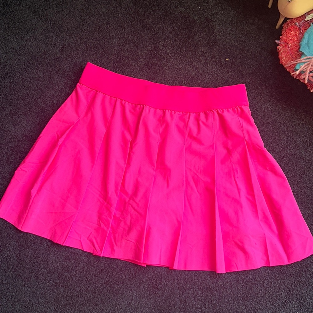 Fabletics Neon Pink Tropic Exercise Pleated Skirt with Built-in Short size Large